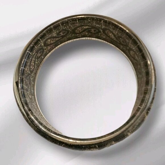 Lucite Bangle Bracelet Black Ribbon Metallic Gold Paisley Pattern Vintage 1980s - Picture 4 of 11